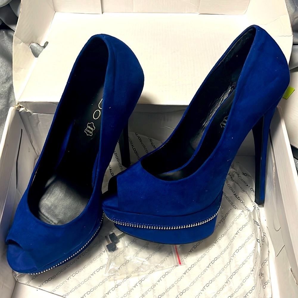 Aldo royal blue heels